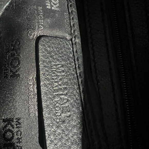 Michael Kors Black Shoulder Bag with Gold Hardware - Picture 7 of 8